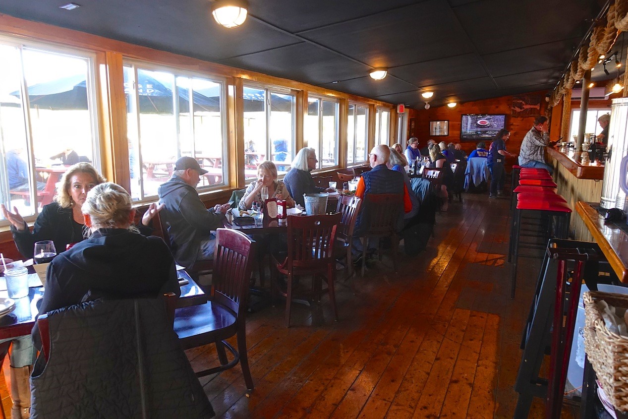 Robinson's Wharf - Upstairs Dining.jpg