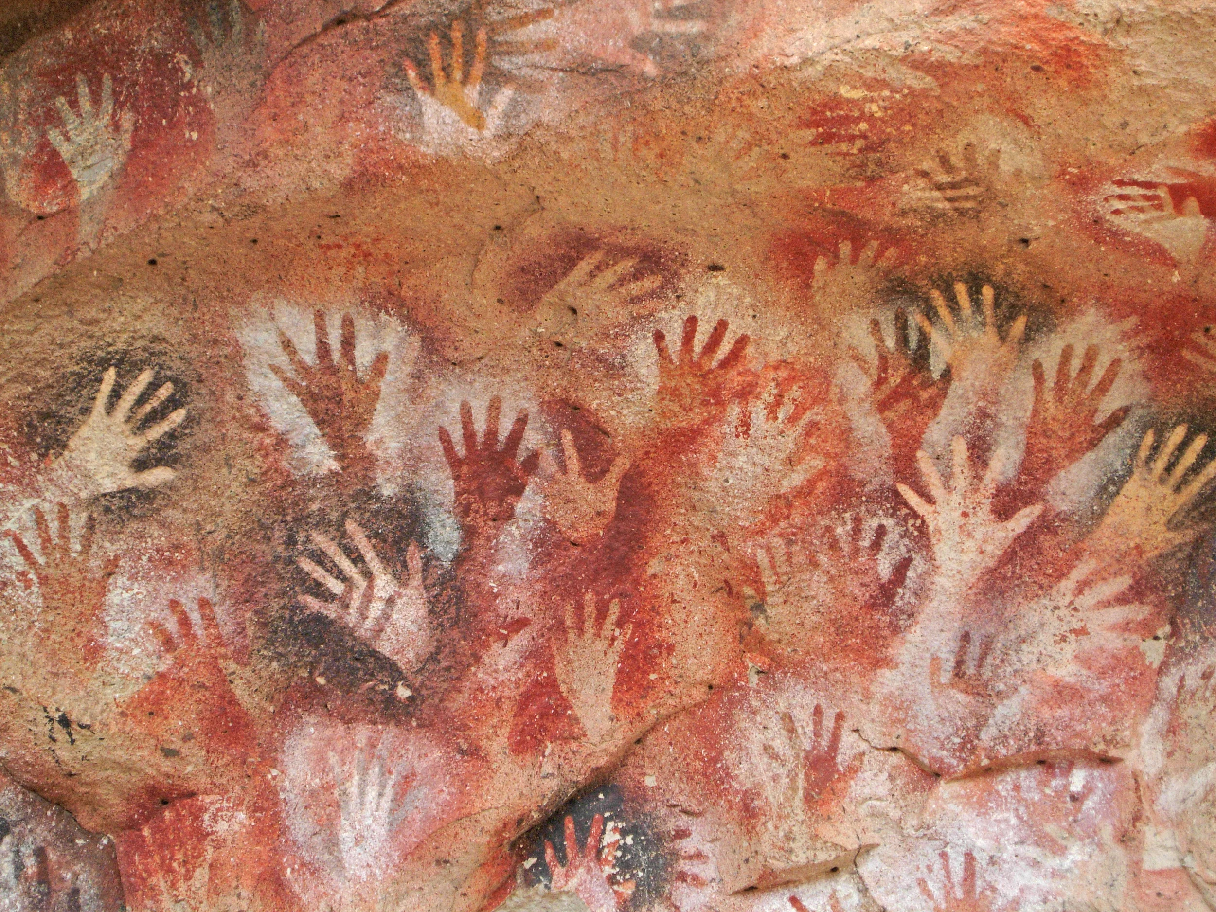 Cuerva de las Manos, Argentina