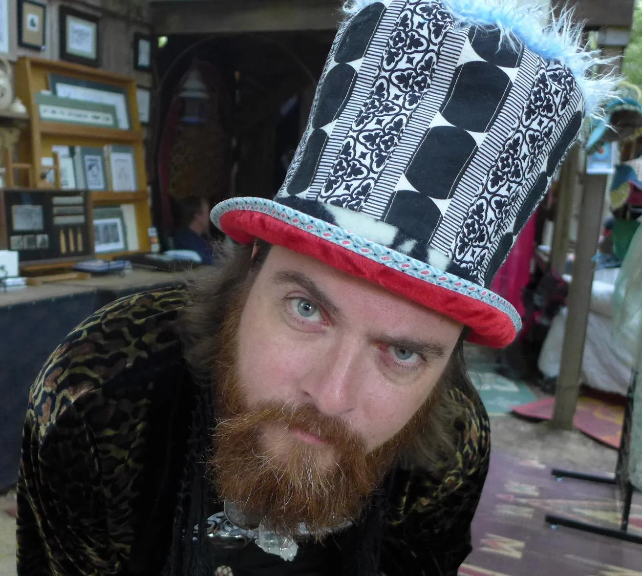 hat-stovepipe-lincoln.jpg