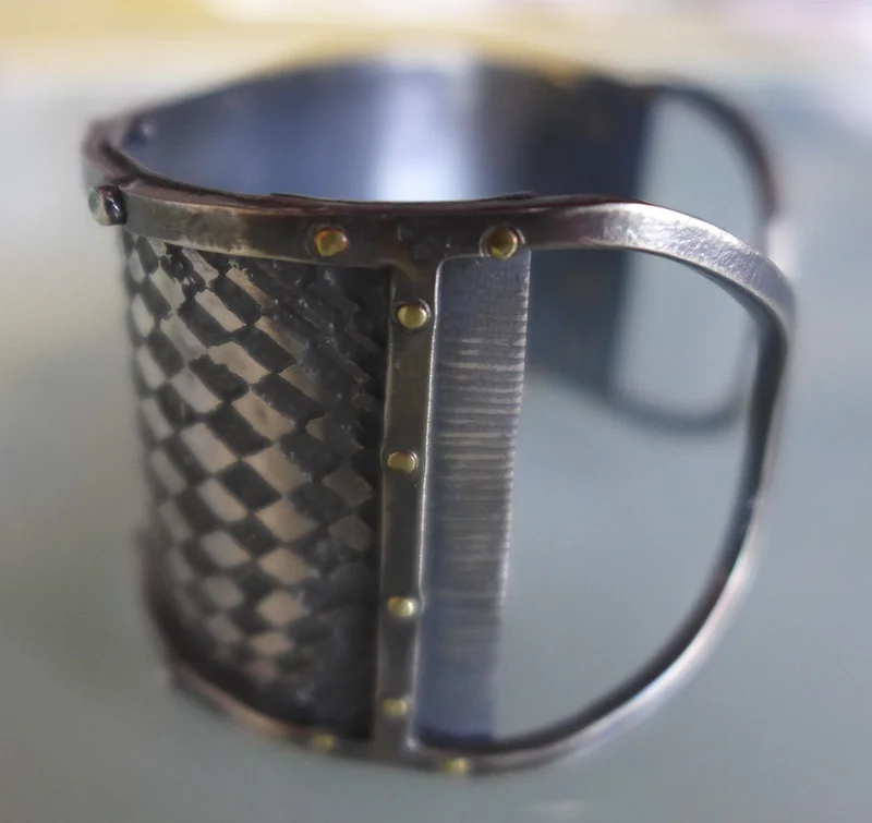 Kinetic Checkerboard