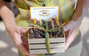 Chocolate-Dipped-Candied-Oranges-in-Gift-Crate-300x190.jpg