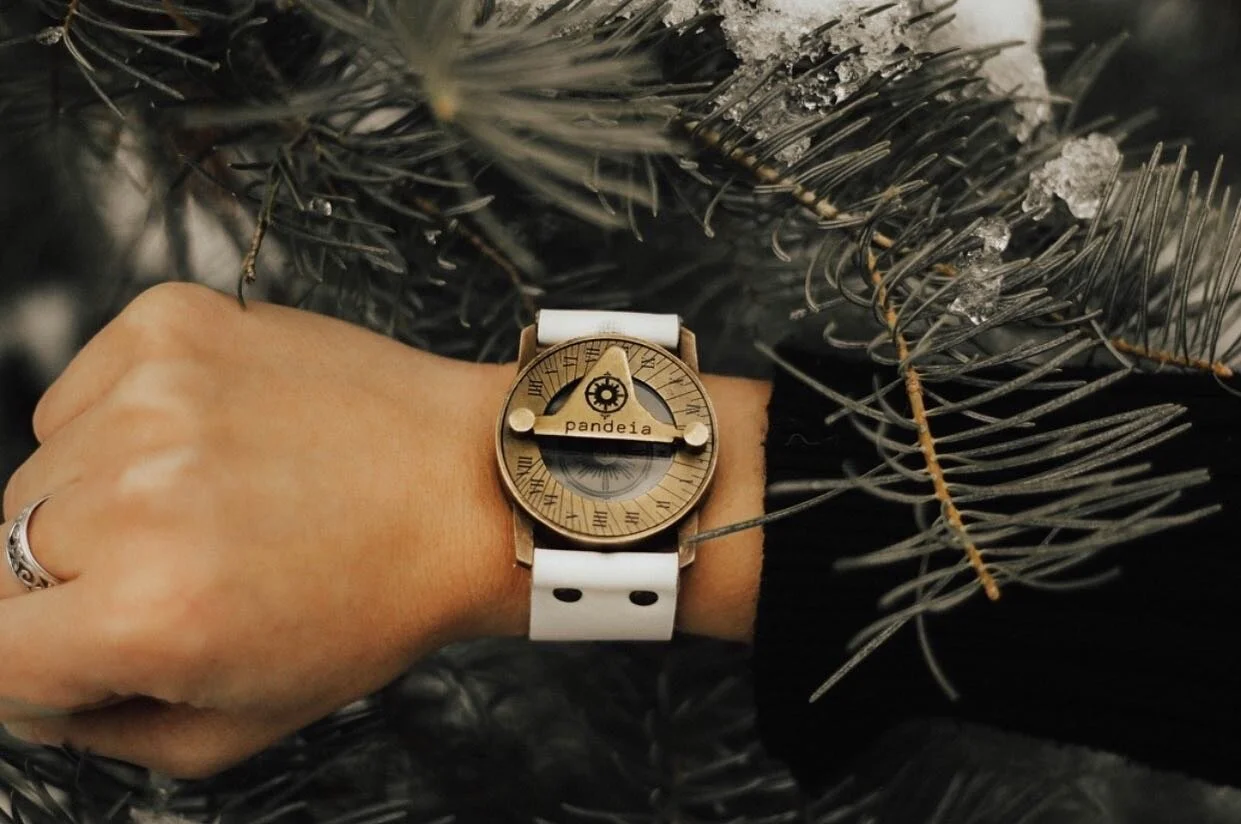 SALE $100 off
Hurry!  Time is running out on our $100 sale.
Use code: CYBER01 🤘🏽
Dial in👇🏽
www.pandeiastudio.com