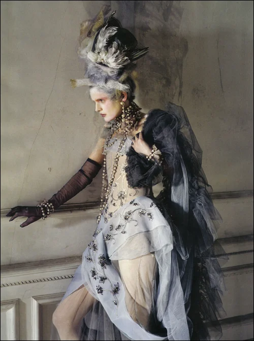 LadyGrey01.jpg