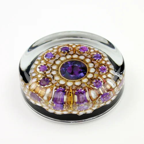 Queen's Jewels 'Amethyst Brooch' Paperweight