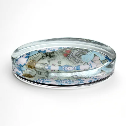 Marie Antoinette Bandeau d' Amour Paperweight