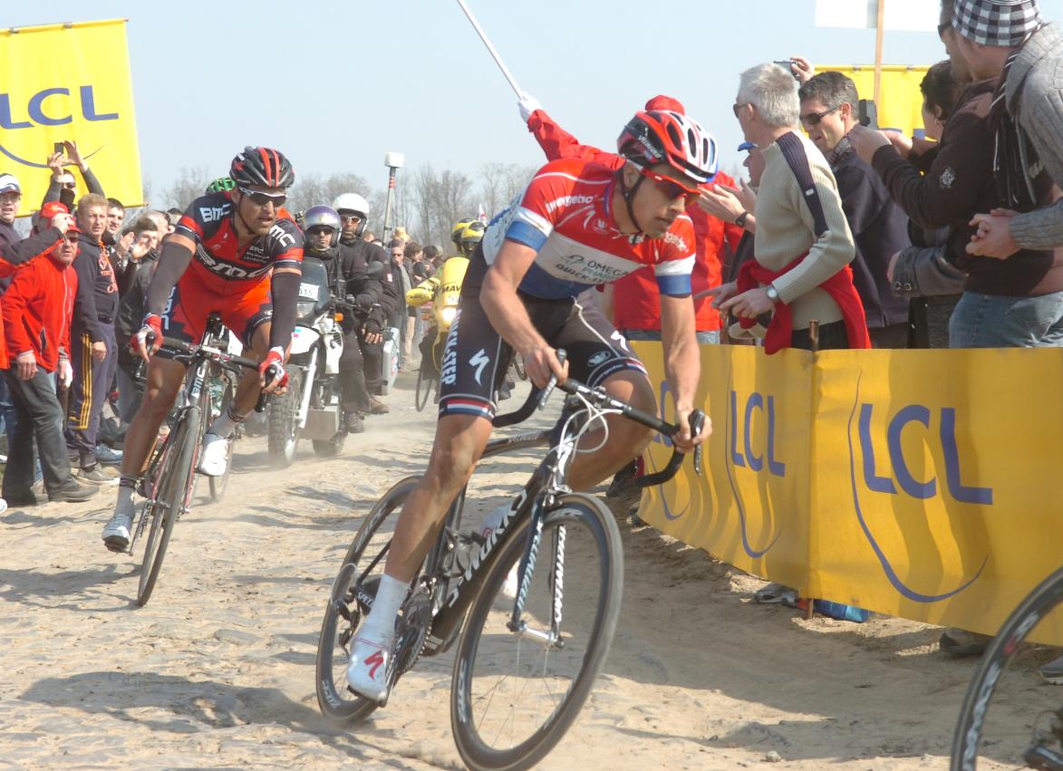 The cobbles of Paris Roubaix lead many riders to use 27mm tires
