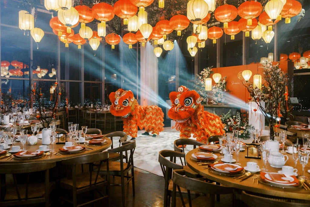 A Luxe K-Drama Wedding Ceremony & C-Drama “Shanghai Nights” Reception Inspired by Crazy Rich Asians