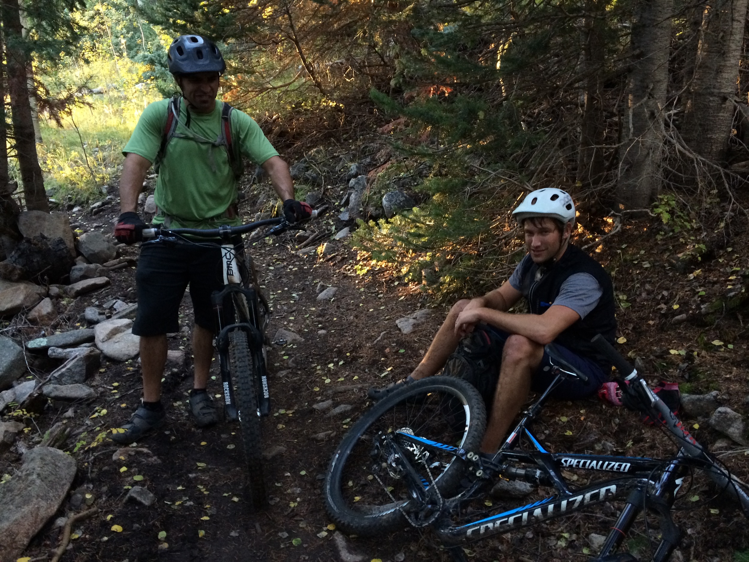  So we knew that we would ride the Enchilada at some point but had to pick a few other rides to occupy ourselves. There are some new trails near our campsite at around 10,000 feet so the first evening we explored those. 