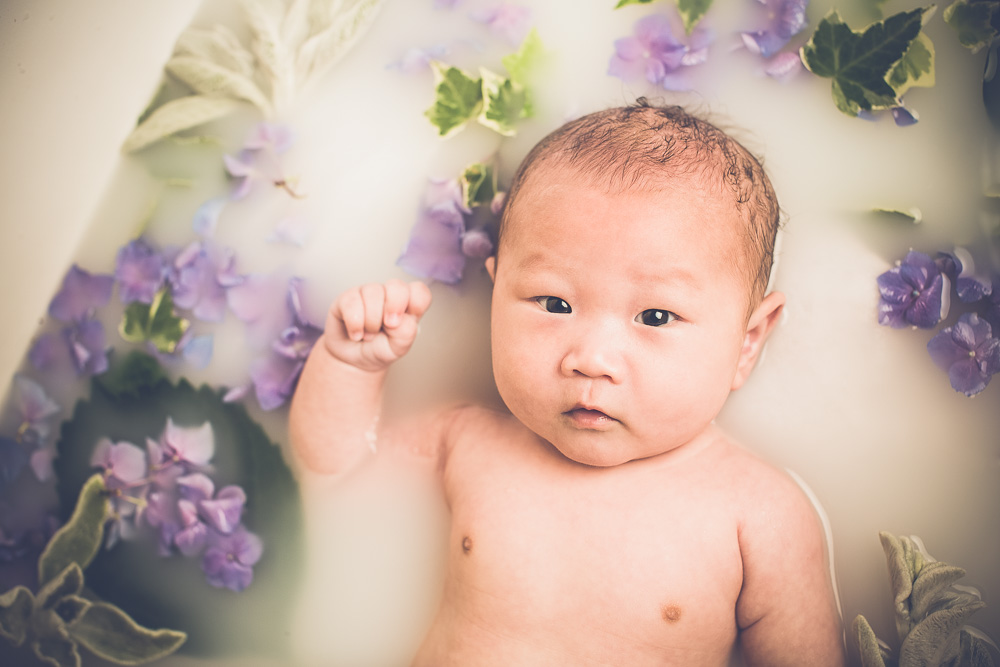 milk-bath_photography-baby_campbell-salgado_portland-oregon_01.jpg