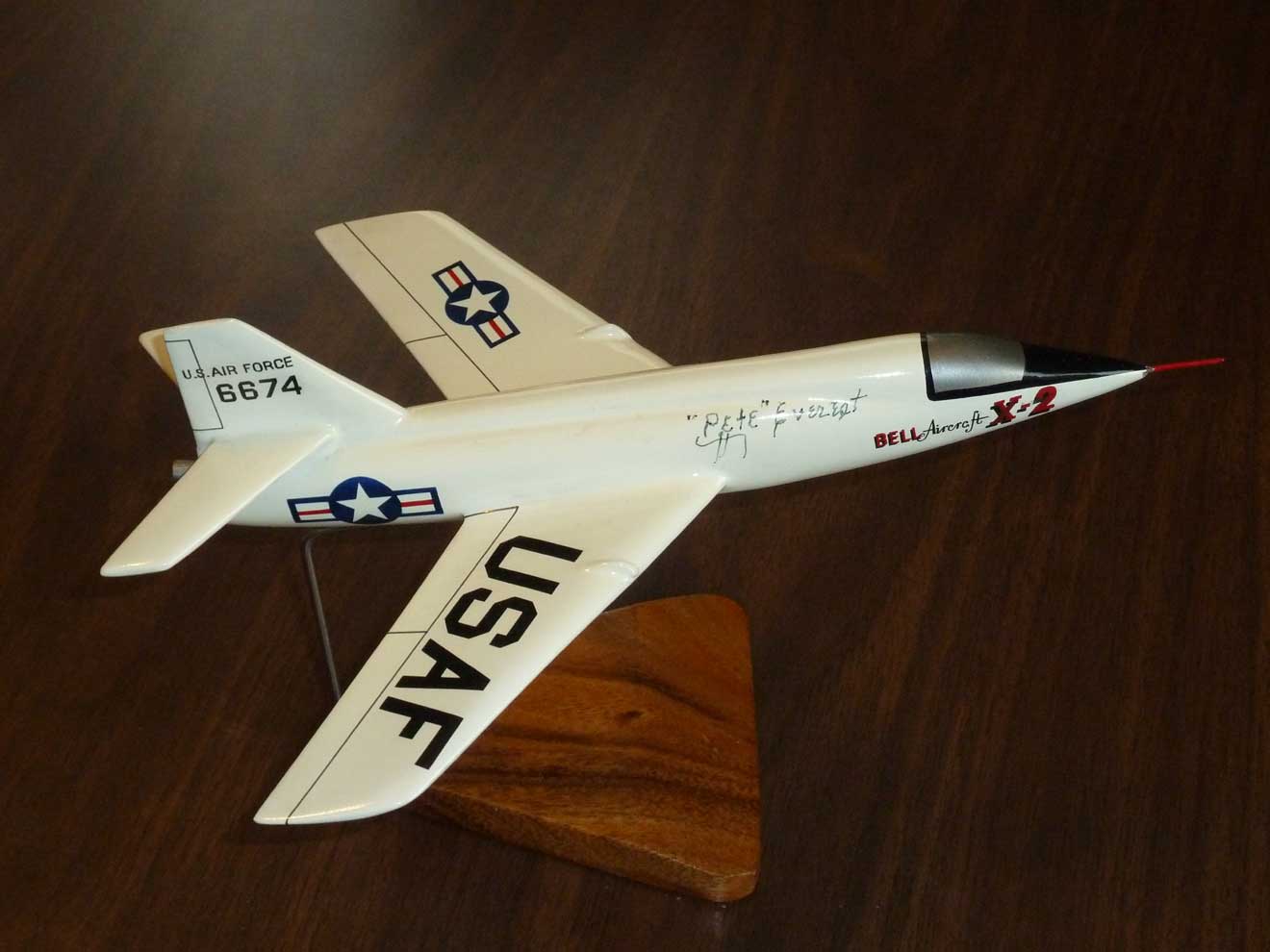 Desk model signed by General Pete Everest