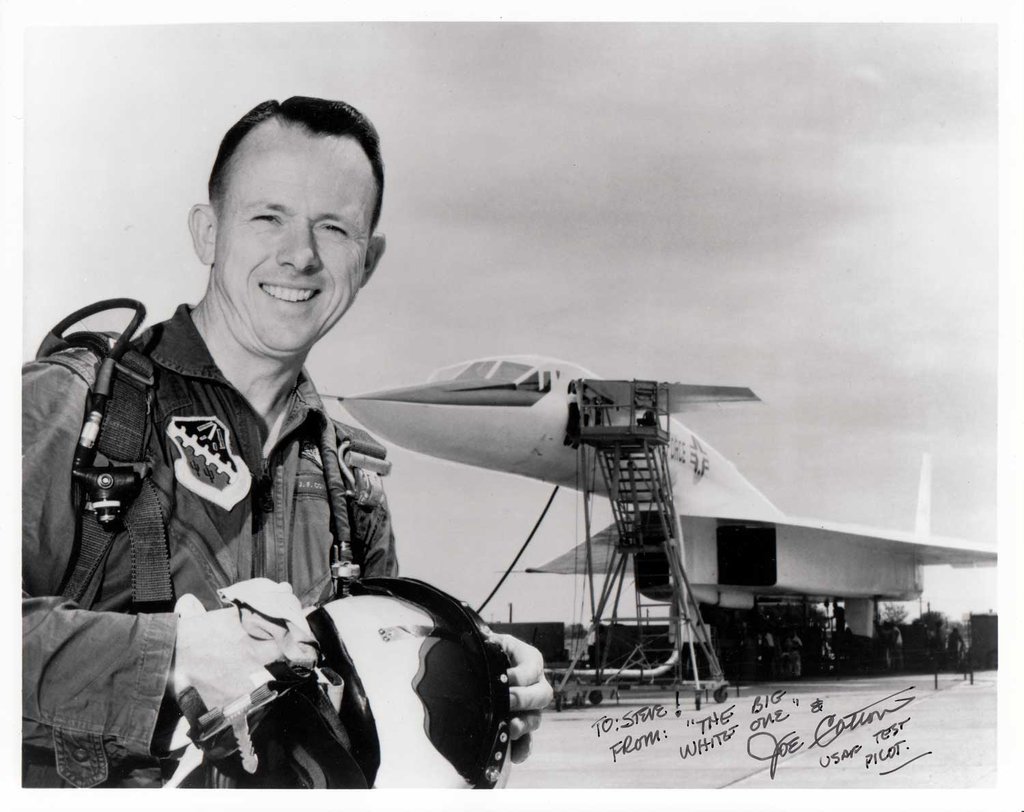 Joe Cotton signed photograph