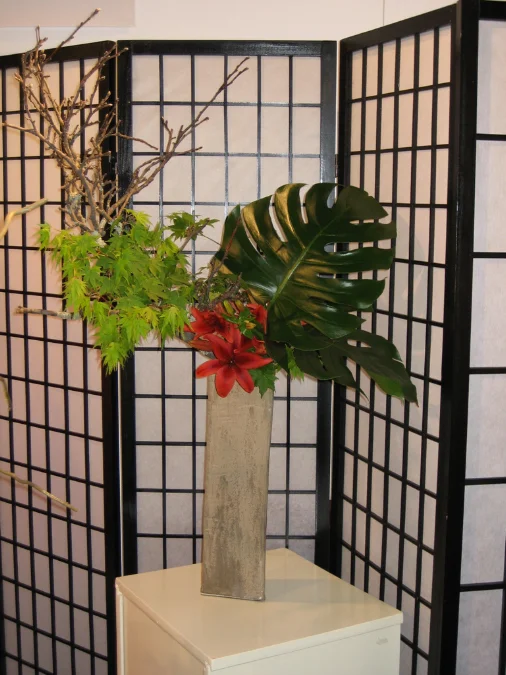 Material - flowers, leaves