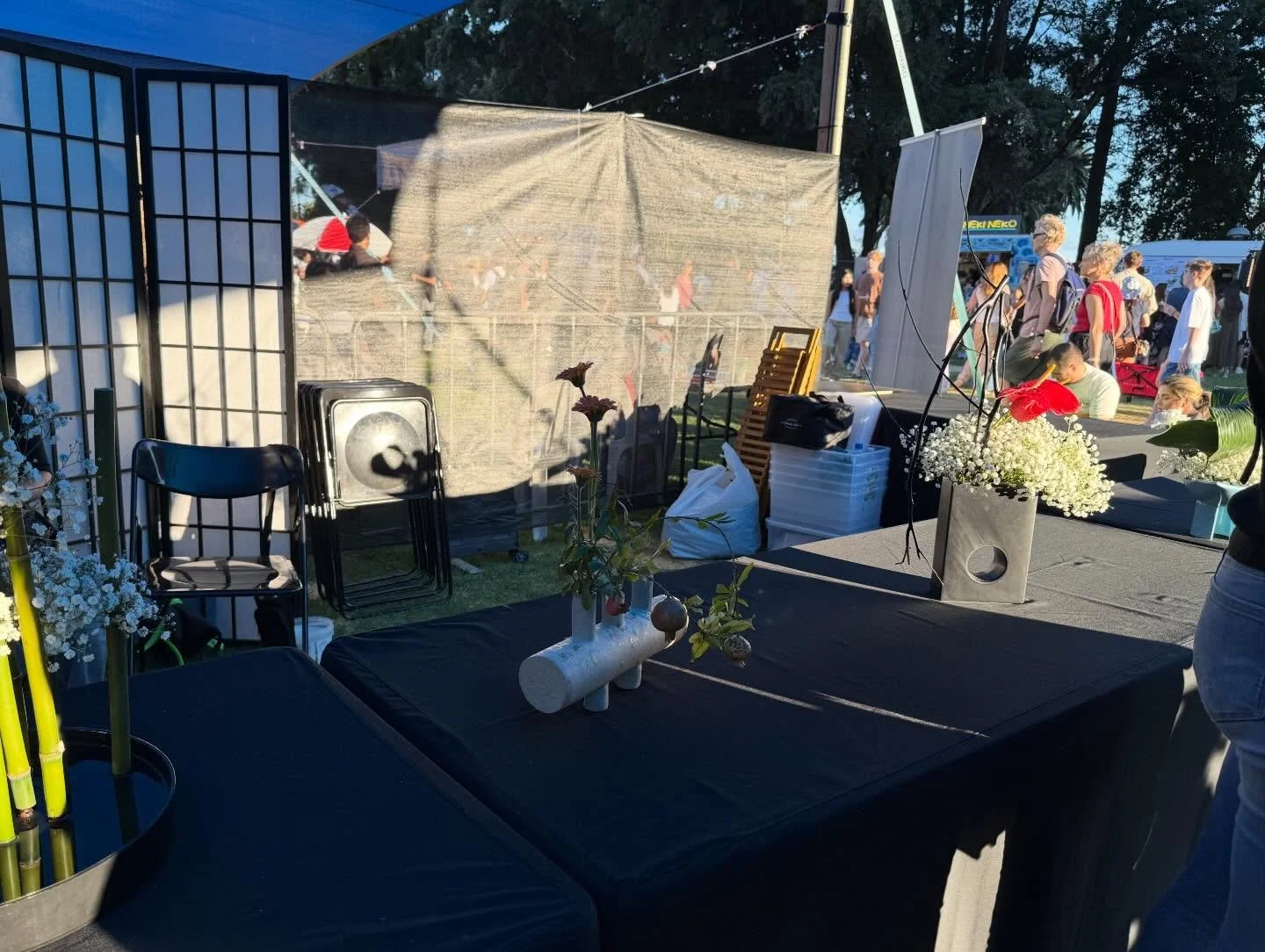 2025 Japan Festival

Thank you to members of ASTAWA for your voluntary help and participation in the 2025 Japan Festival!
It was a great success thanks to everyone who took the time and effort in setting up the Sogetsu Ikebana stall and to exhibit th
