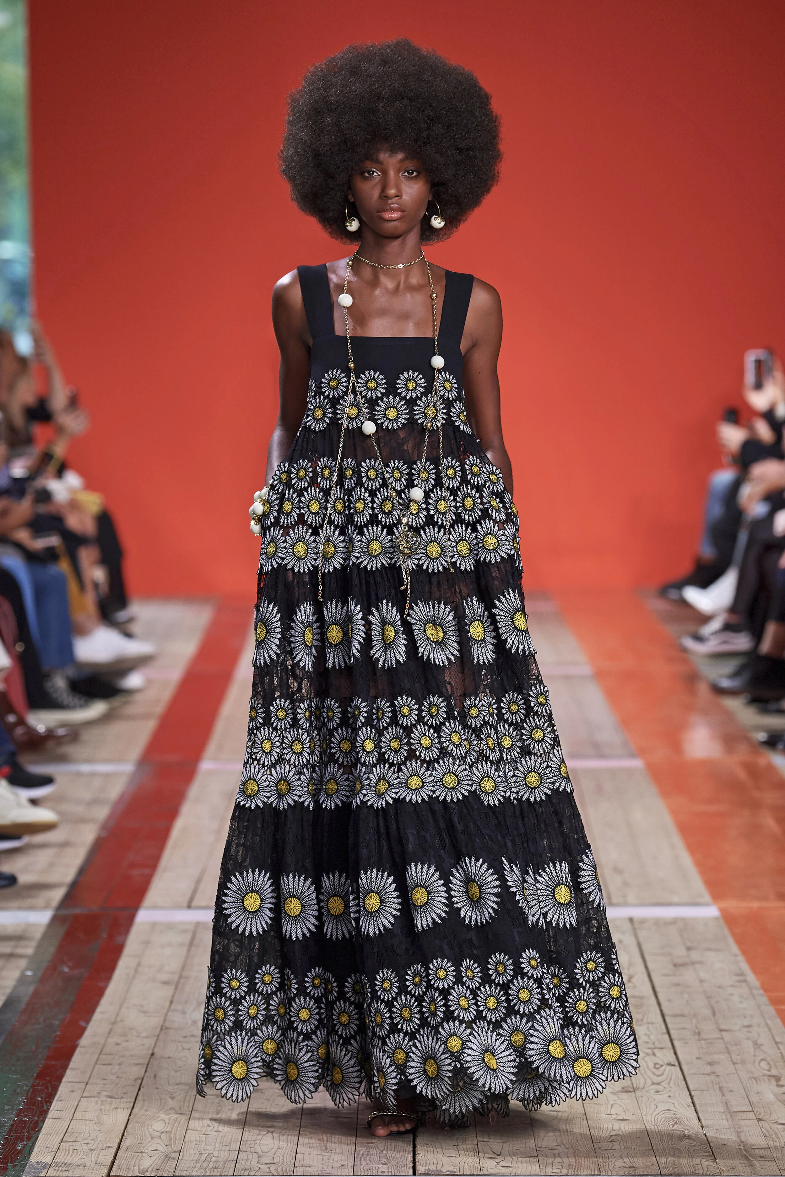 ELIE SAAB RTW SS 2020 (13).jpg