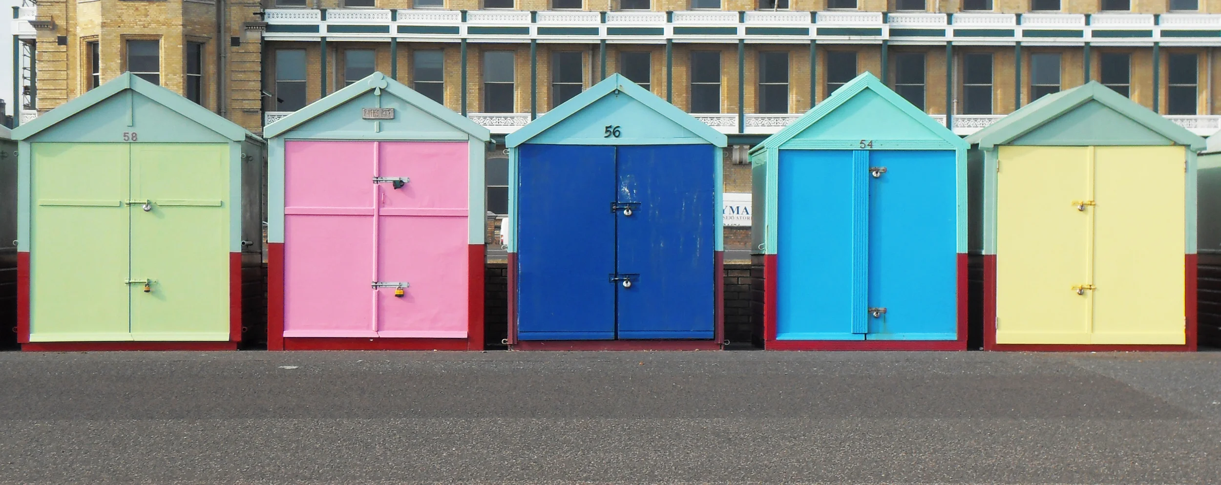 huts.jpg