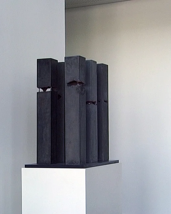 "Awarenes", cement columns 9x9x75cm each - European Patent Office, Westsite Building, Munich