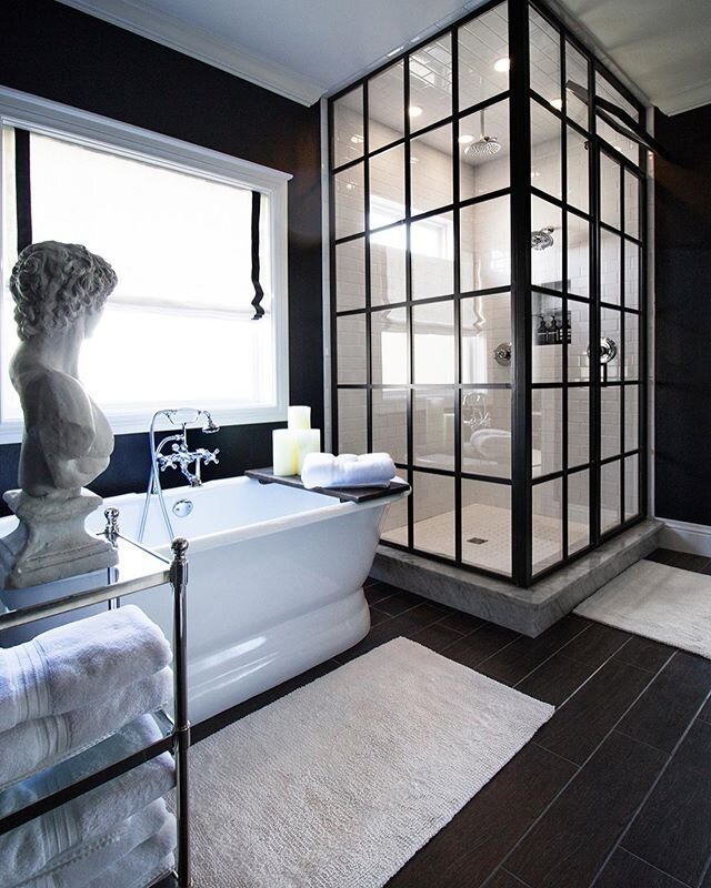 Can&rsquo;t believe it&rsquo;s been 5yrs this week since I gutted my master bathroom! Swipe 👉🏻 to see demo!
