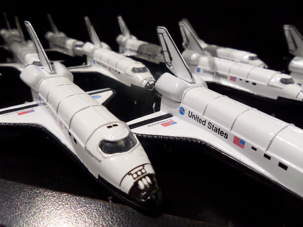 row_shuttles.jpg