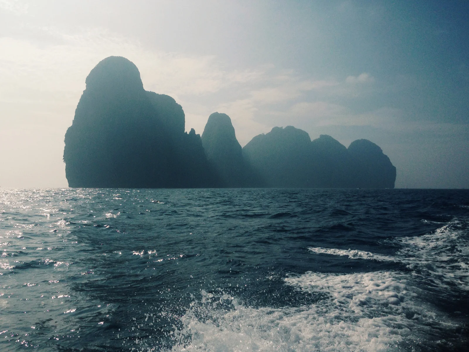 Maya bay.jpg