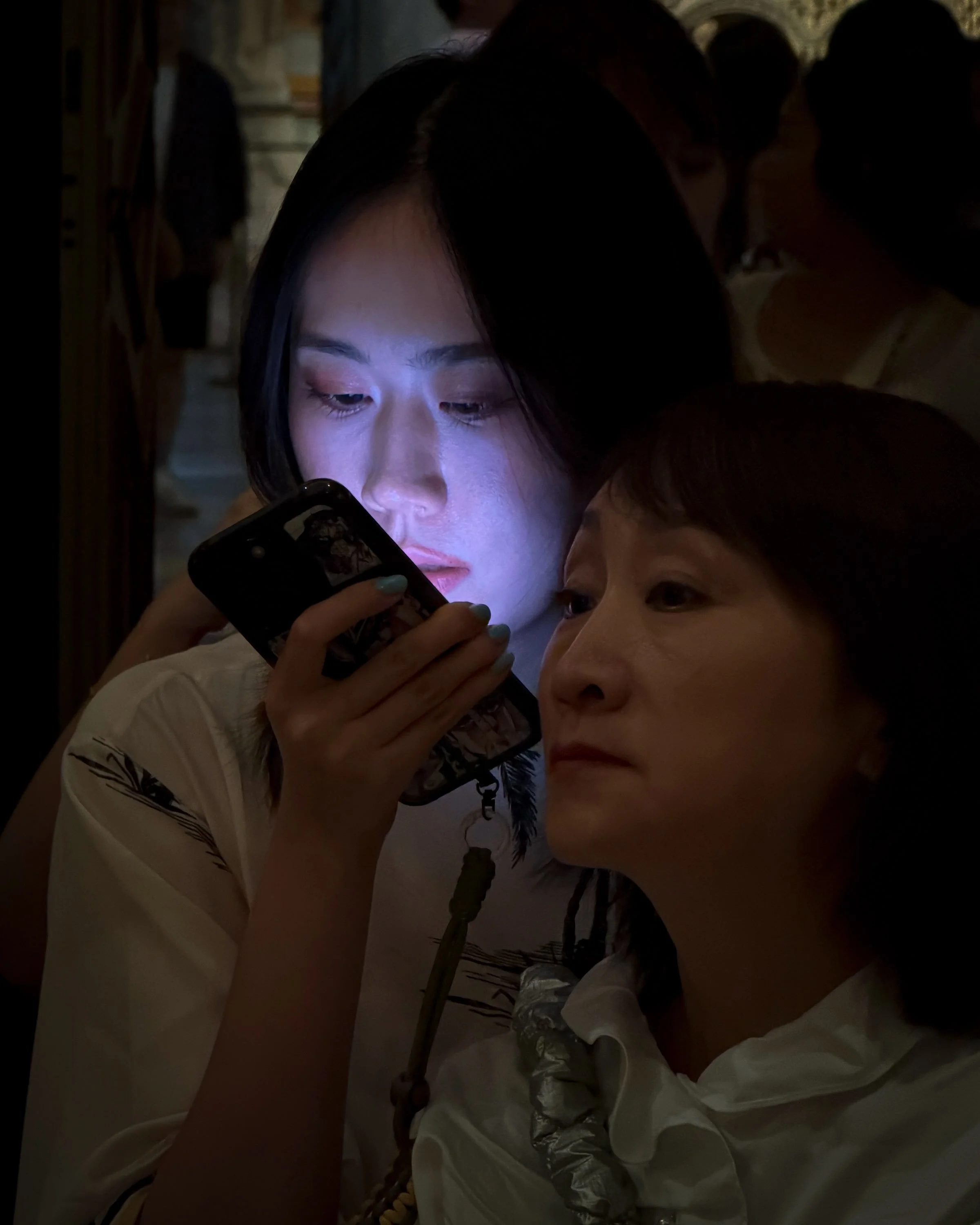 As I was marveling at the detail in Bernini&rsquo;s &ldquo;Aeneas, Anchises and Ascanius&rdquo; &ndash; commonly known as &ldquo;Three Generations&rdquo; &ndash; I was struck by this mother and daughter studying the sculpture.  The detail that Bernin