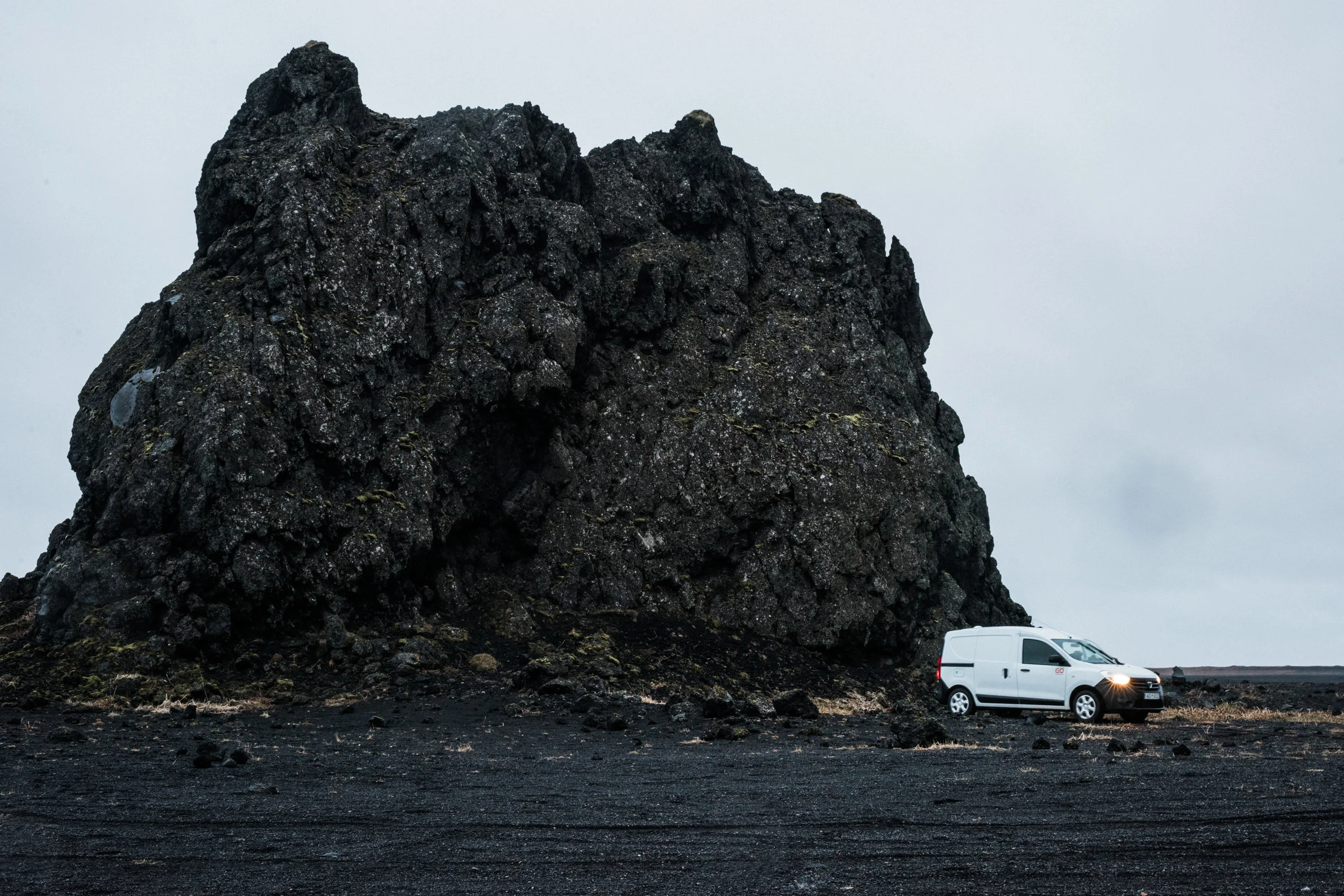 ICELAND_WOMAN_PHOTOGRAPHER_TARASHUPE_OUTDOOR_PHOTOGRAPHY_130.jpg