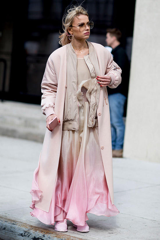 Image by Imaxtree This look is 100% with a combination of airy and structured layers, but I'd like it even better with a sweet pearl accent like the Layered Pearl Choker