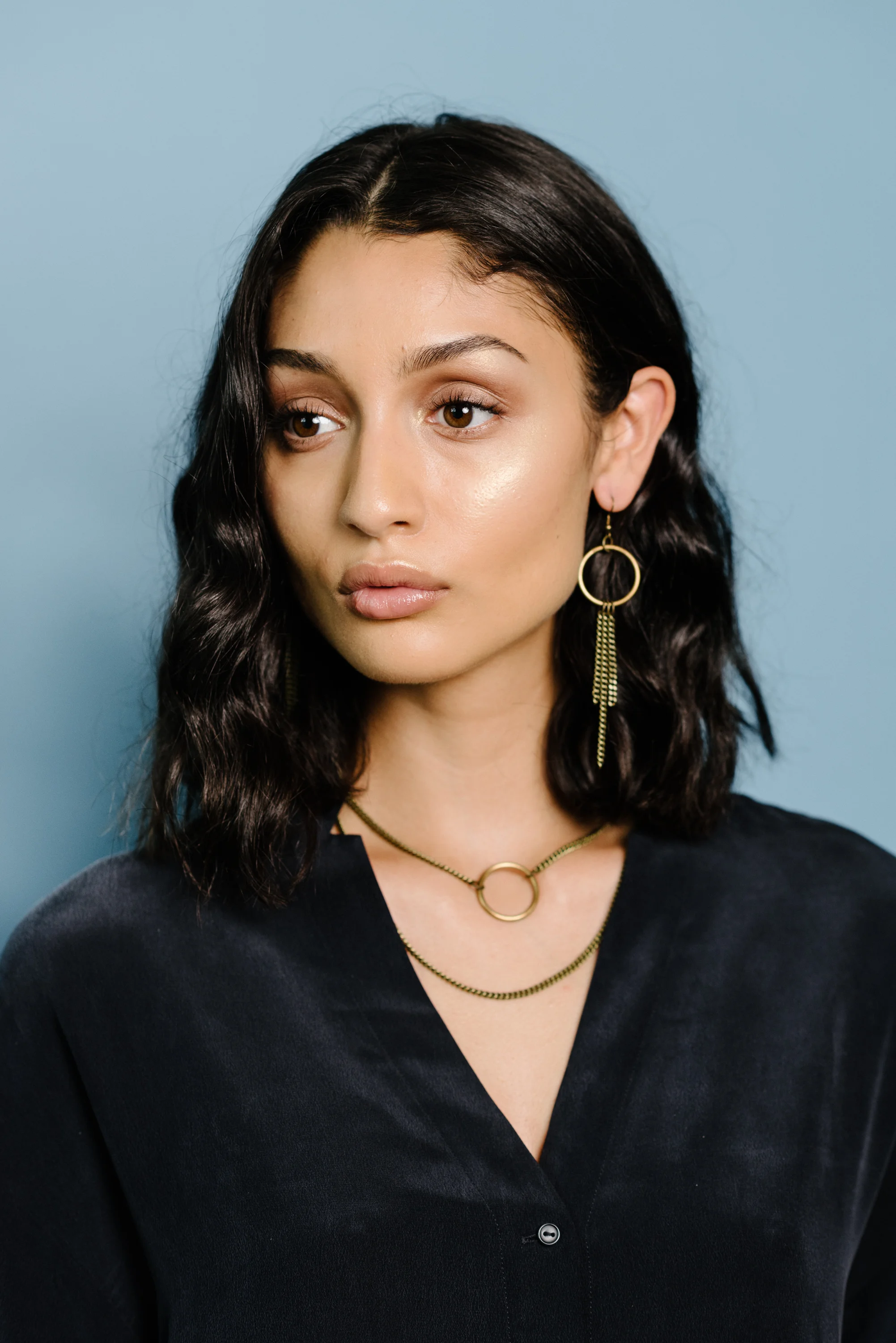Dolorous Jewelry Minimalist Necklace and Statement Chandelier Drop Earrings