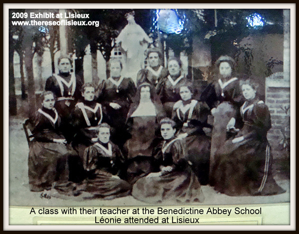benedictineschoolisieux_edited-1.jpg