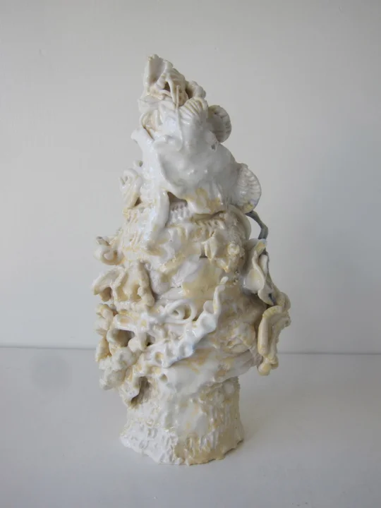 Floral, 10x5x5 inches, Porcelain and Glaze, 2017. (06.101.CER) Produced in the spring in CO for exhibition Tidal at South Willard. Photo credit South Willard © Courtesy of Jasmine Little. In private collection.
