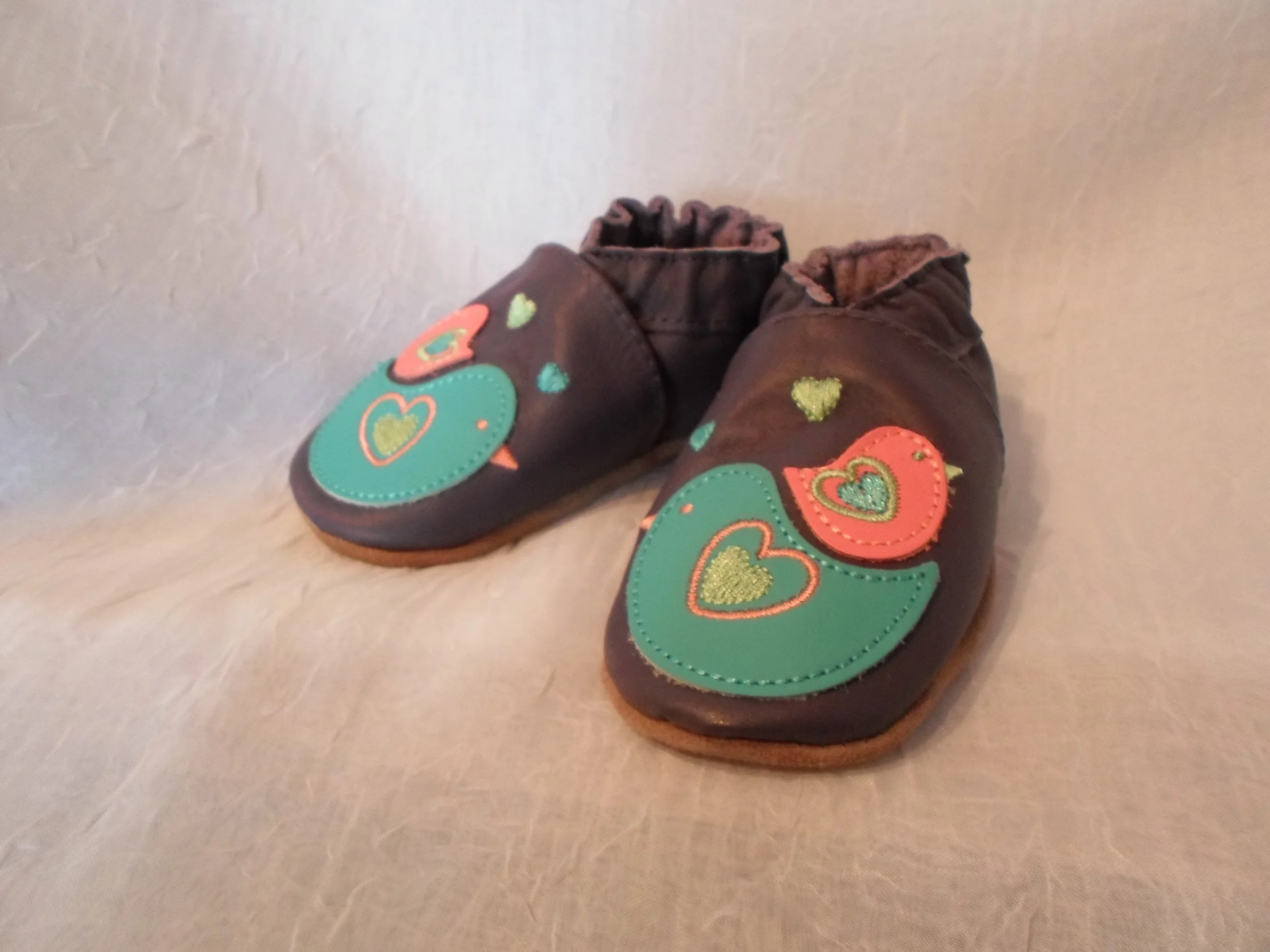 Robeez Soft Sole Shoes in Nesting Nellie size 6-12m $25.00 Wants 1 PURCHASED