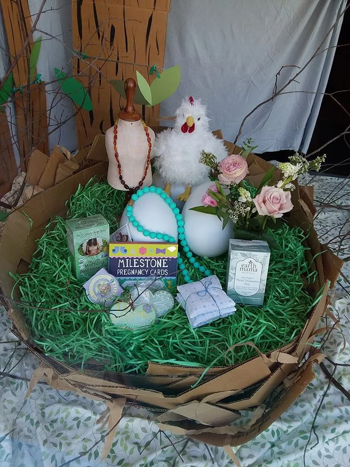 mama bird in nest.jpg