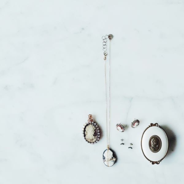 janette kim_cameo trinkets.jpg