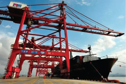 Meishan-Port-Equip.jpg