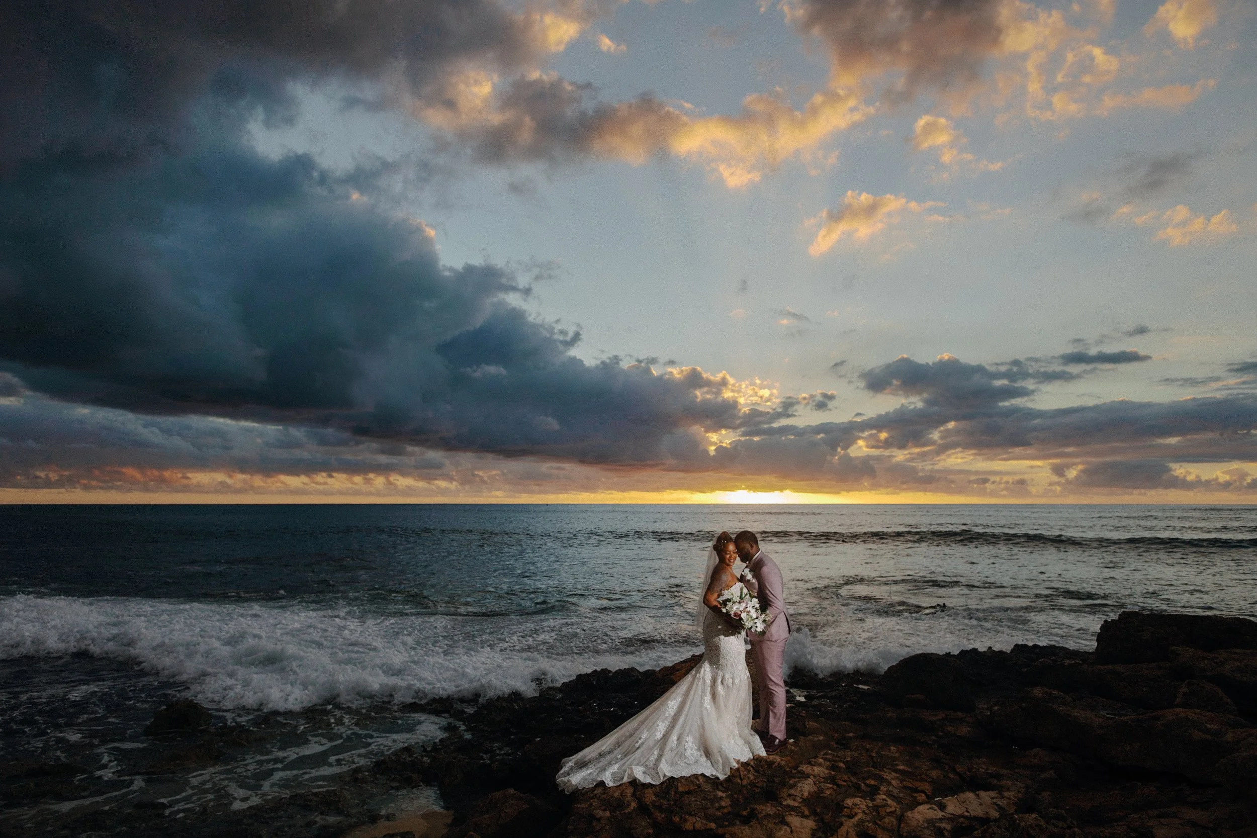Best-Hawaii-Wedding-Photographer-334.jpg