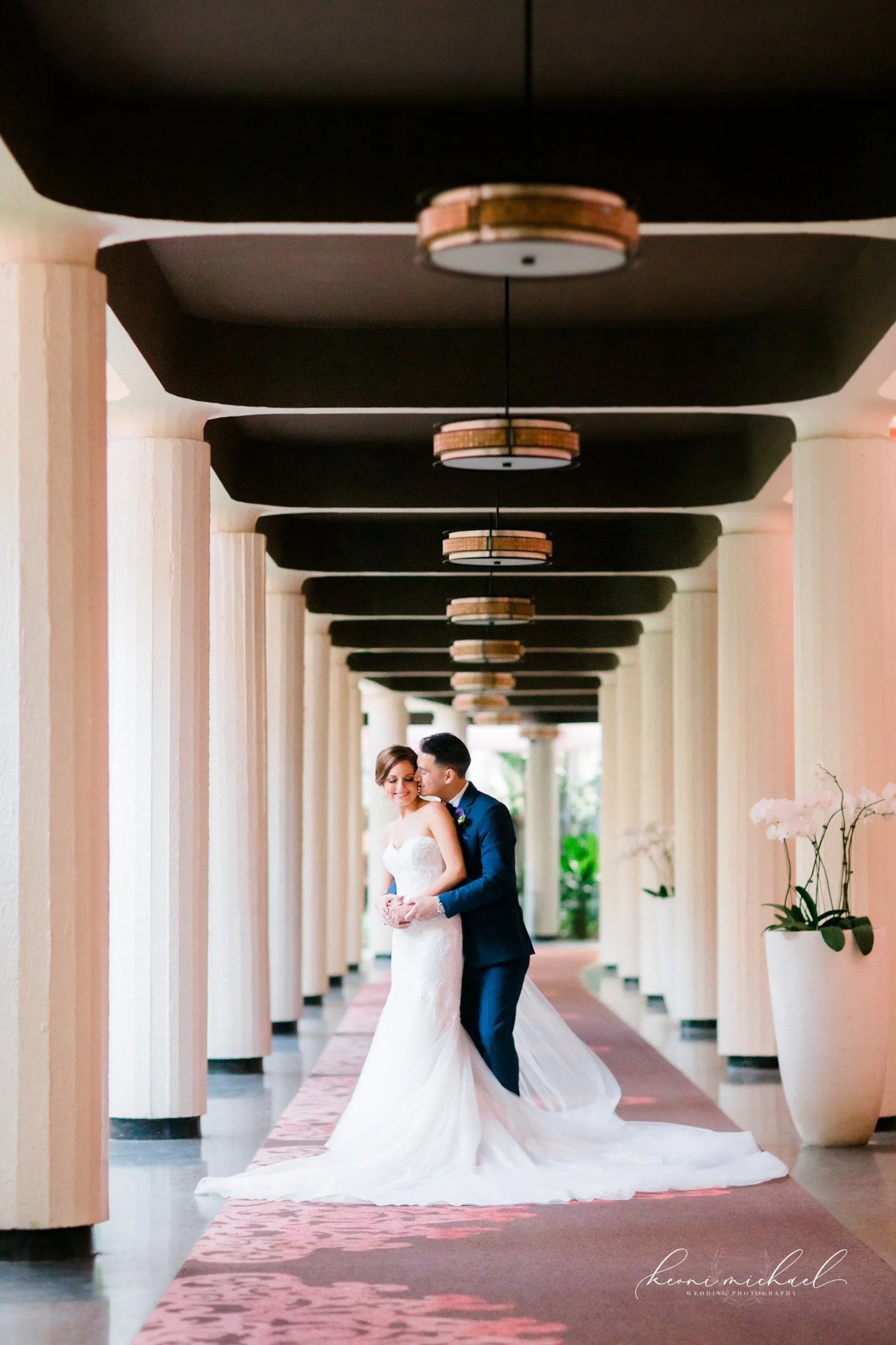 Royal-Hawaiian-Hotel-Wedding