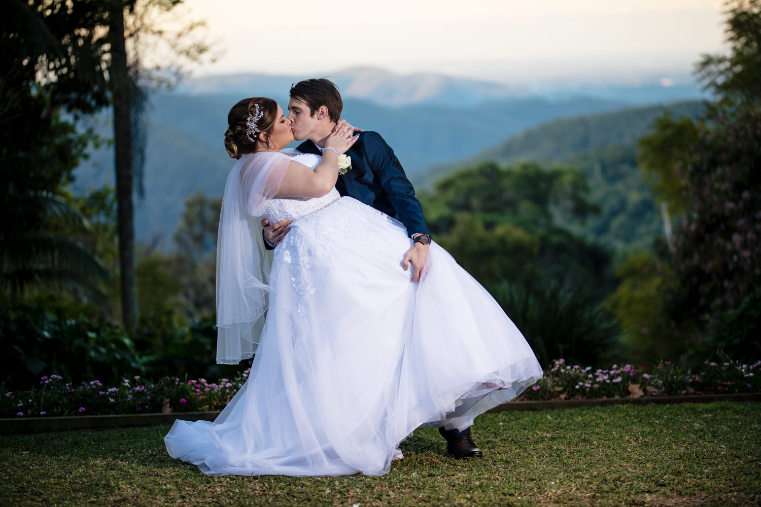 St Bernards Mt Tamborine Wedding