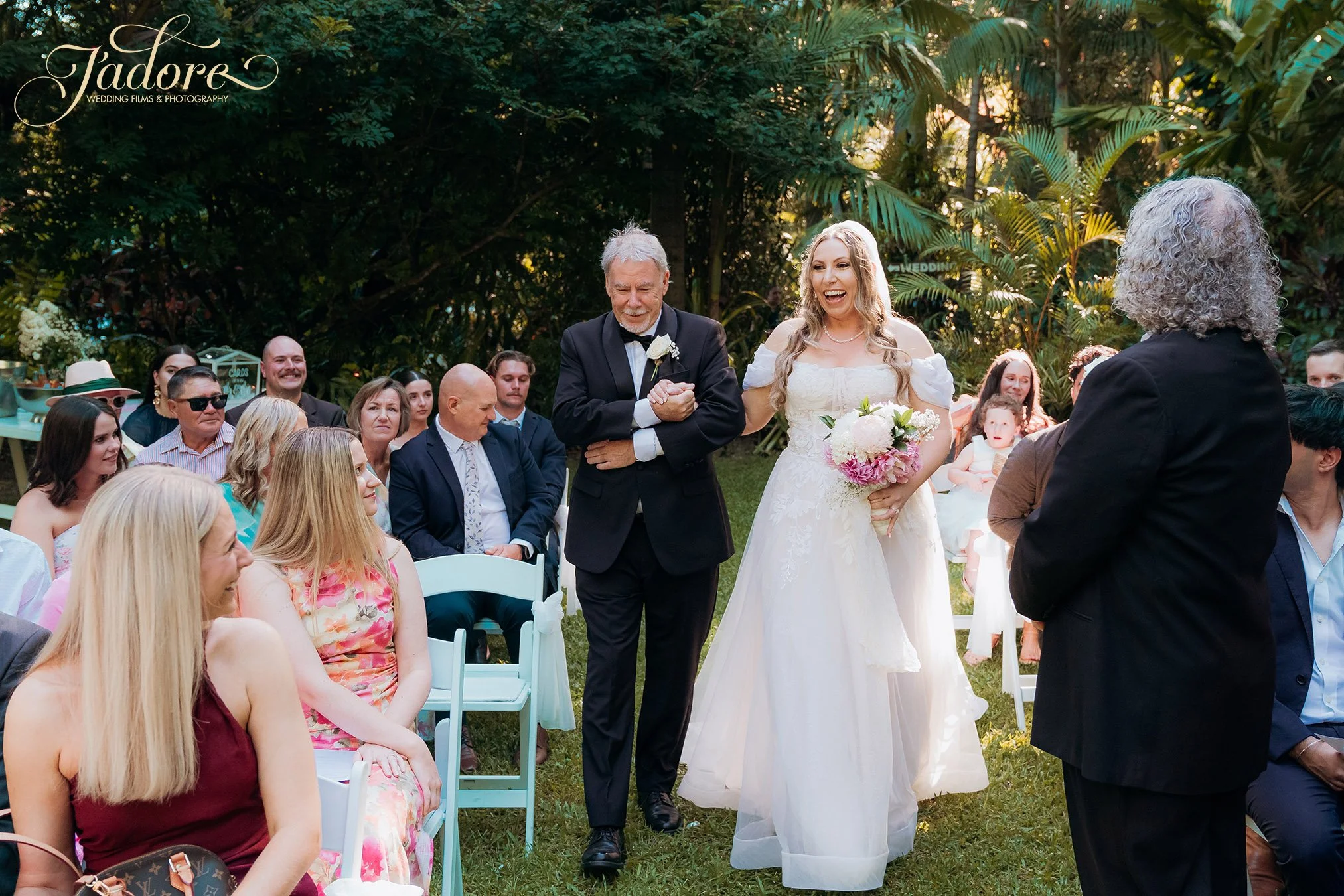 DSC00652 WEB LOGO.jpg