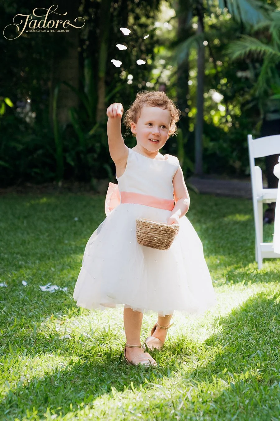 DSC00500 WEB LOGO.jpg