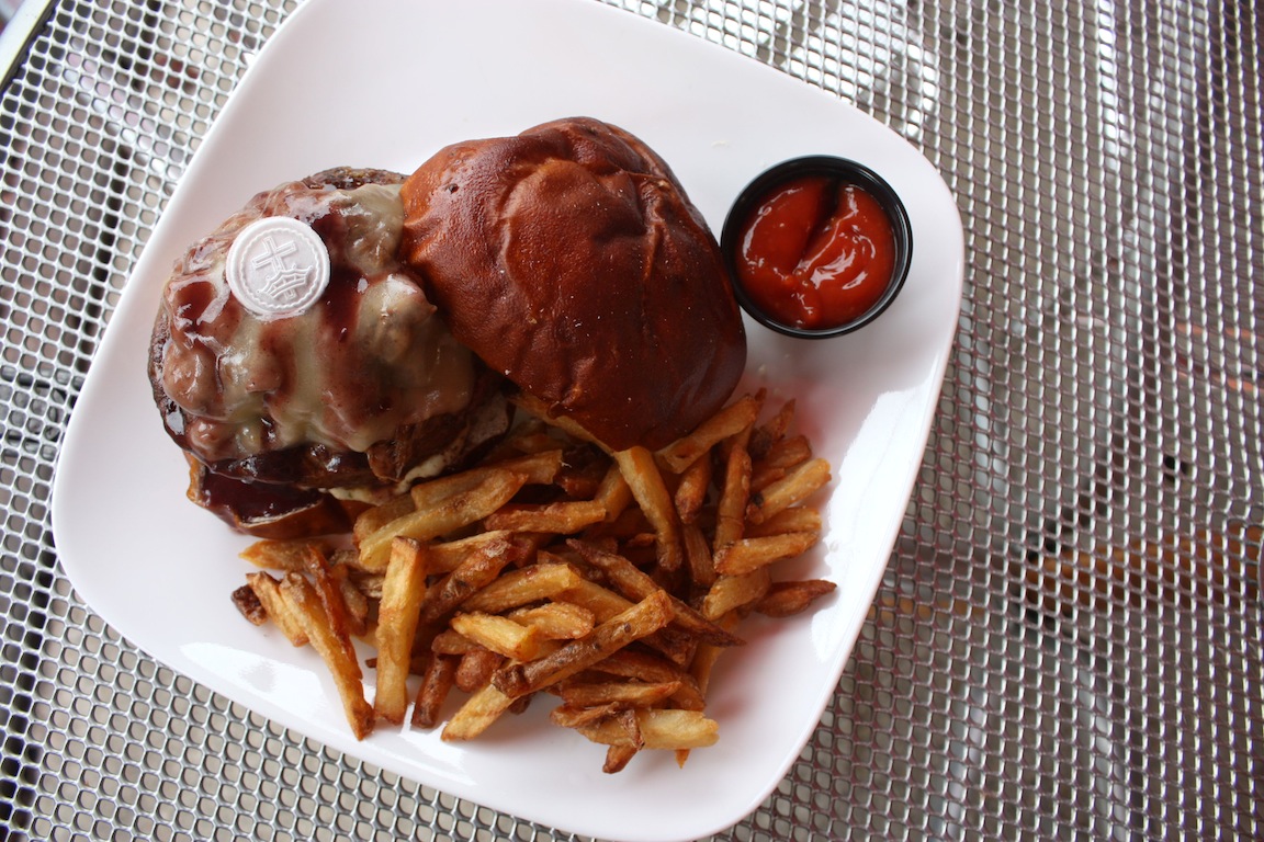Ghost burger, Chicago, IL / Photo credit: Susannah Breslin