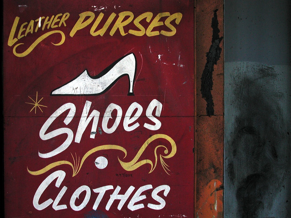Shoes, Hollywood, CA / Photo credit: Susannah Breslin