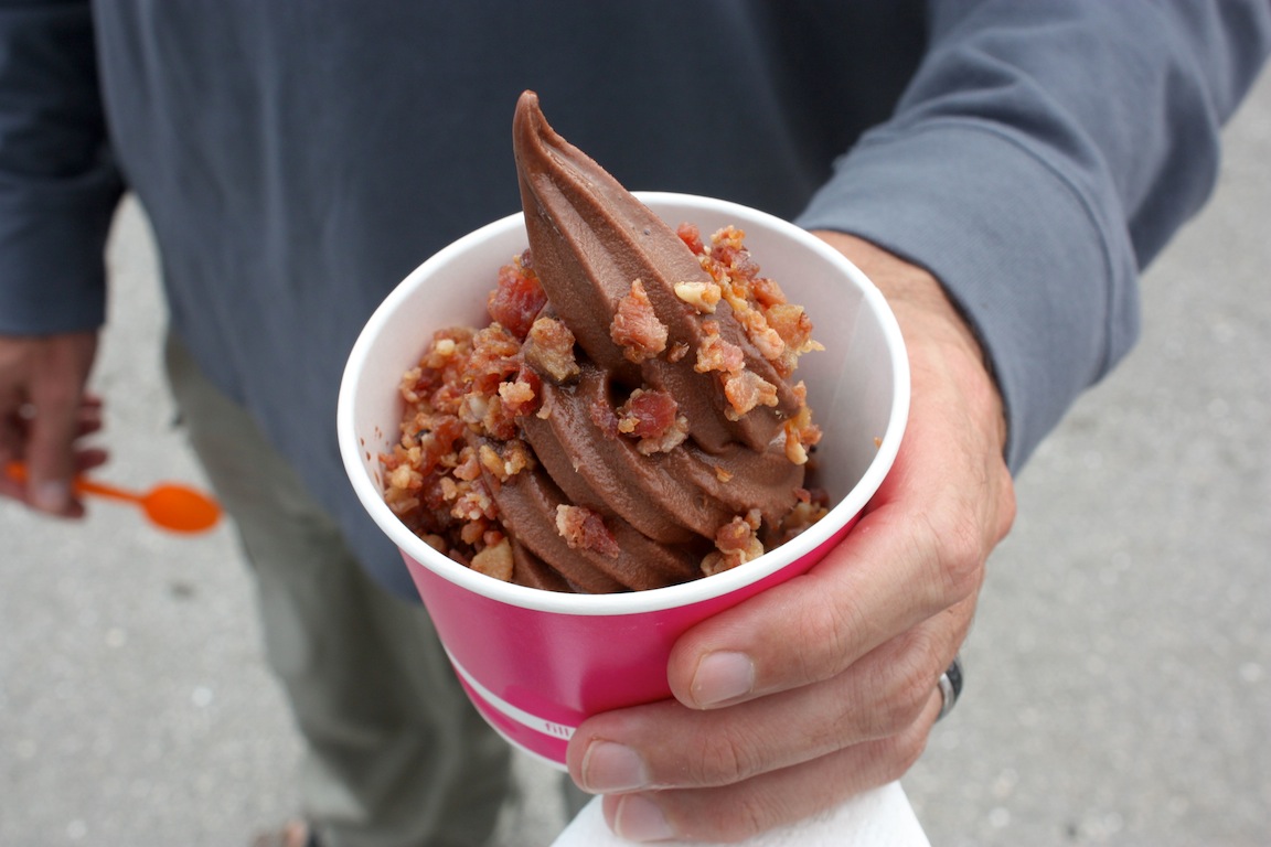 Baconfest, Naples, FL / Photo credit: Susannah Breslin
