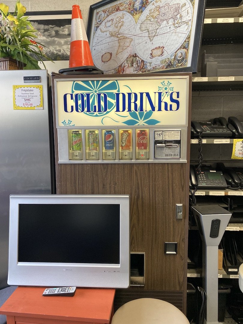 Chilly Drinks Adult Guest Blog Posting Website For Canberra beatrice-bea-cortez