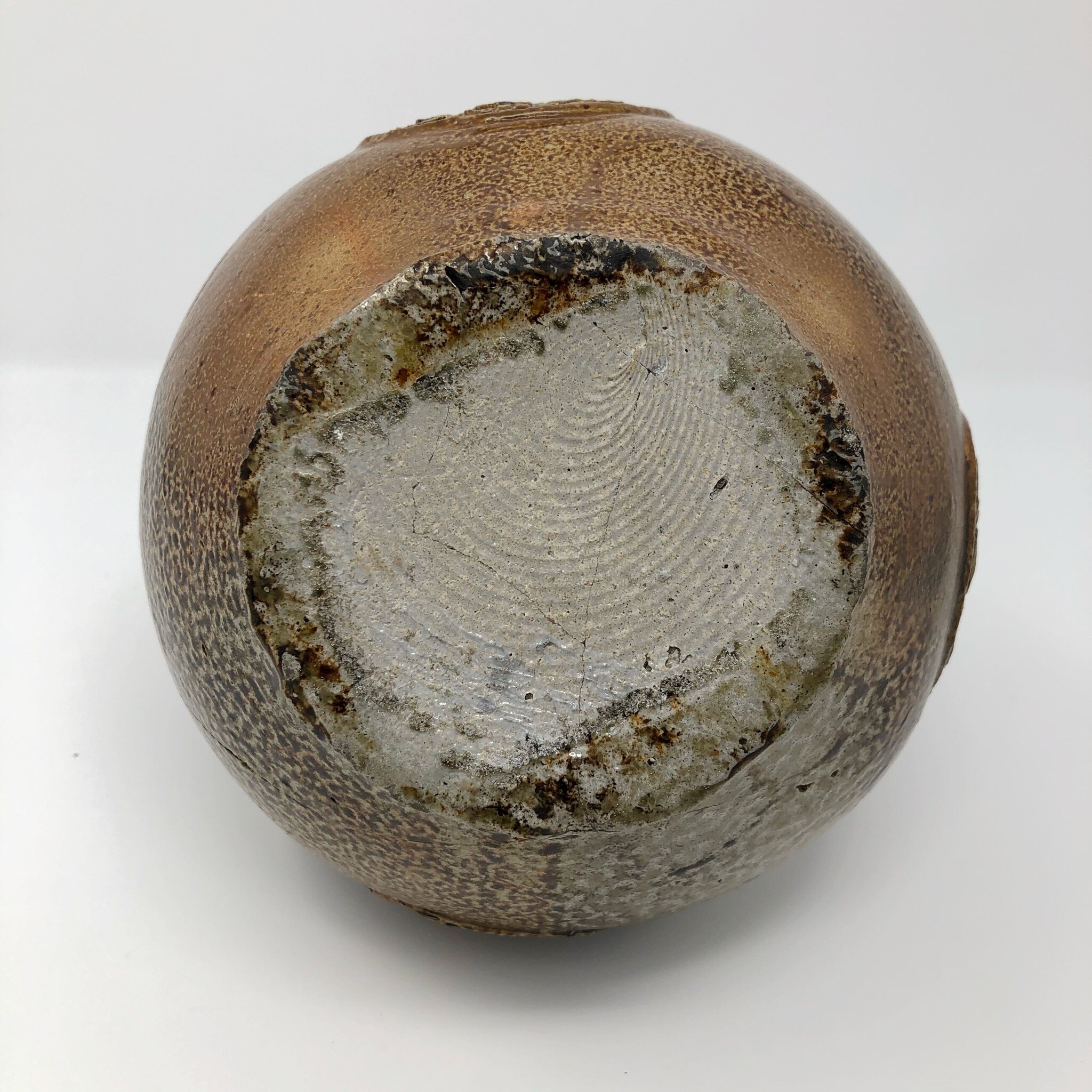 Jug with face bottom view.JPG