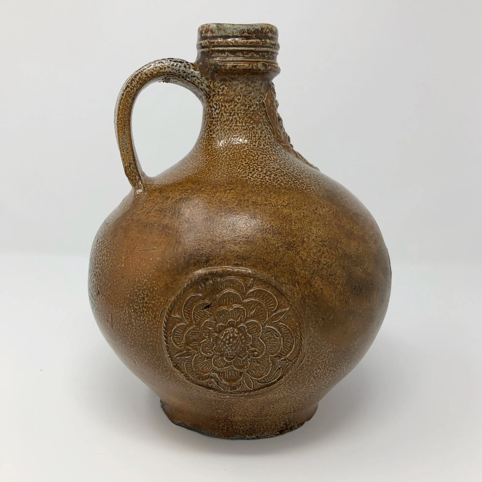 Jug with face left side.JPG