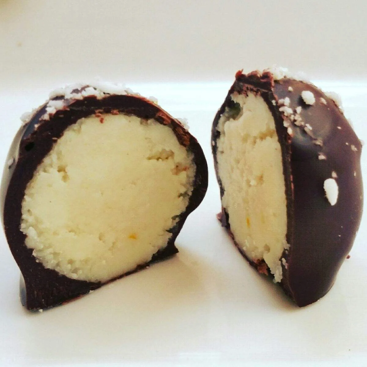 Trufflelemoncoconut.jpg