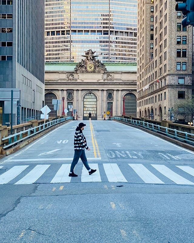 New York is the epicenter of the Covid-19 Pandemic but as New Yorkers do, we&rsquo;re doing our best and taking it in stride. 
#newyork #covid19 #grandcentralstation #parkavenue #strideby #strideby_shooters #nyc  #photographnyc #iheartnyc #newyorker 