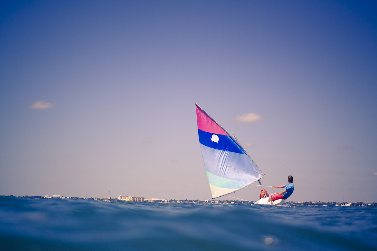 Here's Dono making the most out of the winds! My favorite shot from the day. Dono knows how to sail well and he can sail fast. 