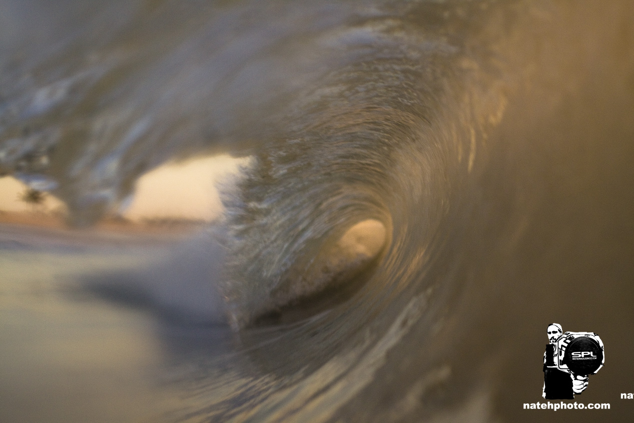 _MG_8498_VeroBeachShorebreak_natehphoto_nathanielharrington.jpg