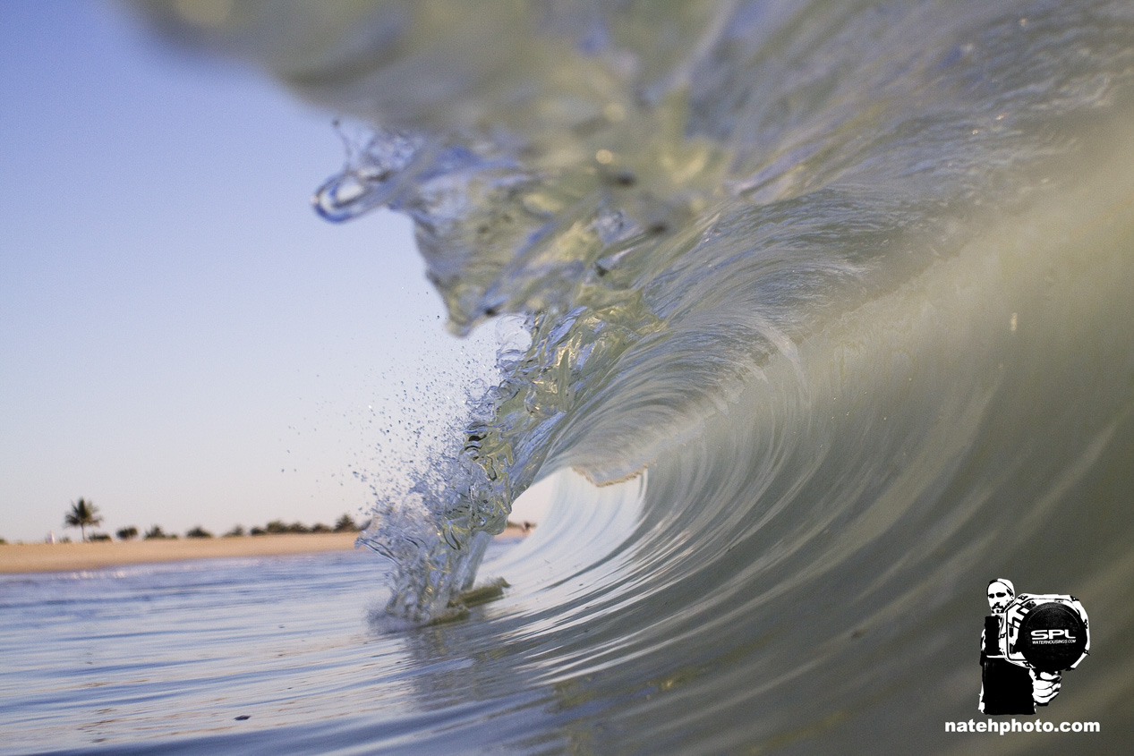 _MG_8737_VeroBeachShorebreak_natehphoto_nathanielharrington.jpg