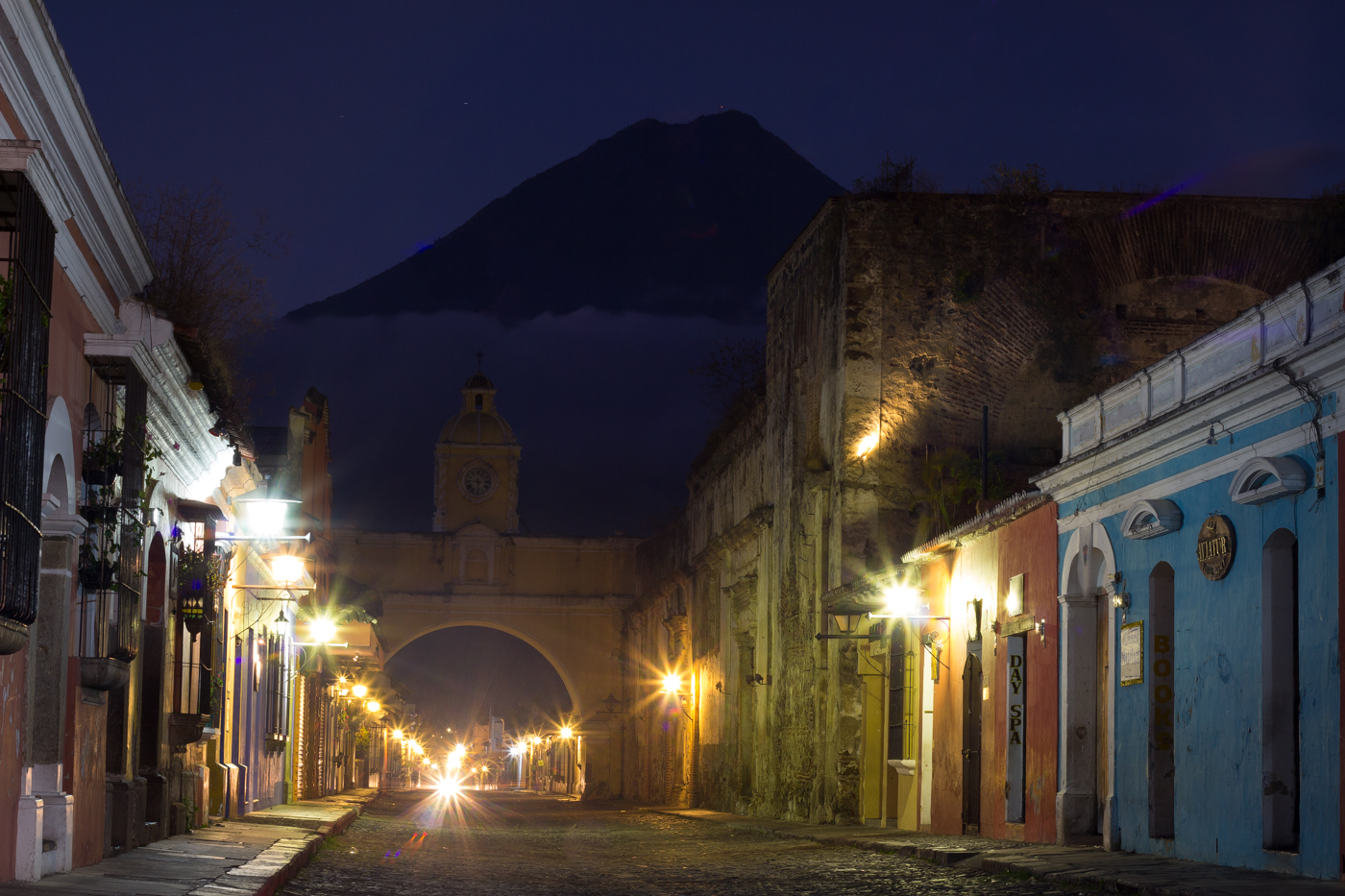 Streets of Antigua.